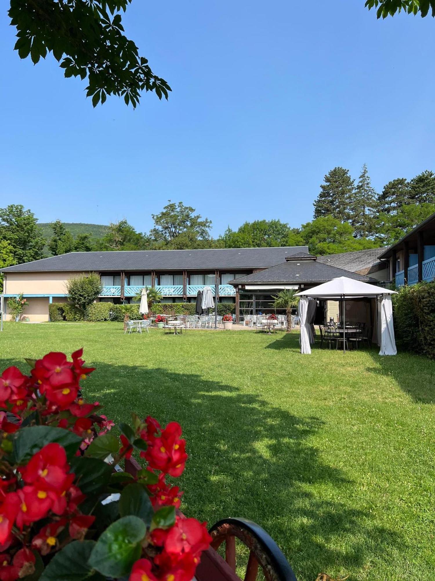 Hotel Domaine Du Roc Nantais Exterior foto